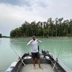 Skagit Angler Outfitters - Meet your guide! Evan has been professionally guiding in the PNW, Alaska, and beyond for over a decade.