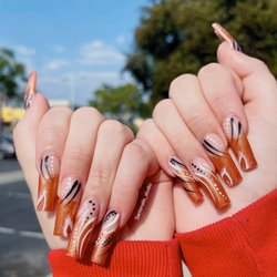 Sam’s Nail Studio