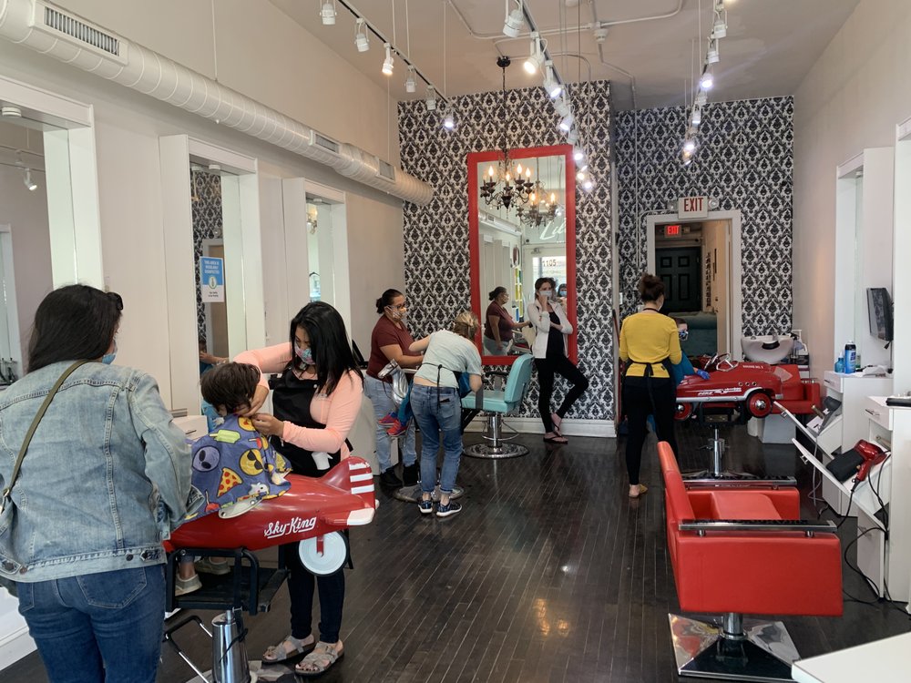 LILIES & SPIKES KIDS AND TEENS HAIR SALON AND SPA Oak Park, IL 52