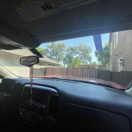 Front windshield 2 Front windshield 2