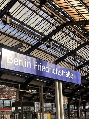 Friedrichstr. by null