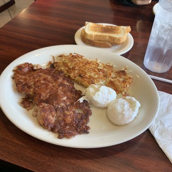 The Best Breakfast Cafe - Hash browns corned beef hash poached eggs and sourdough toast - American Near Me - Oxnard, California