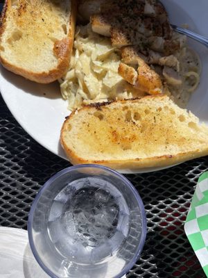 Sully's Bistro & Bar by null