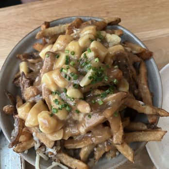 Moxies - Poutine - Cocktail Bars Near Me - Dallas, Texas Moxies - Poutine - Cocktail Bars Near Me - Dallas, Texas