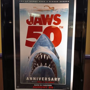 AMC Burbank 16 - Scary - Cinema Near Me - Burbank, California