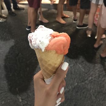 Gelateria Buonocore - Please sir, may I have some more! - Ice Cream & Frozen Yogurt Near Me - Capri, NA Gelateria Buonocore - Please sir, may I have some more! - Ice Cream & Frozen Yogurt Near Me - Capri, NA