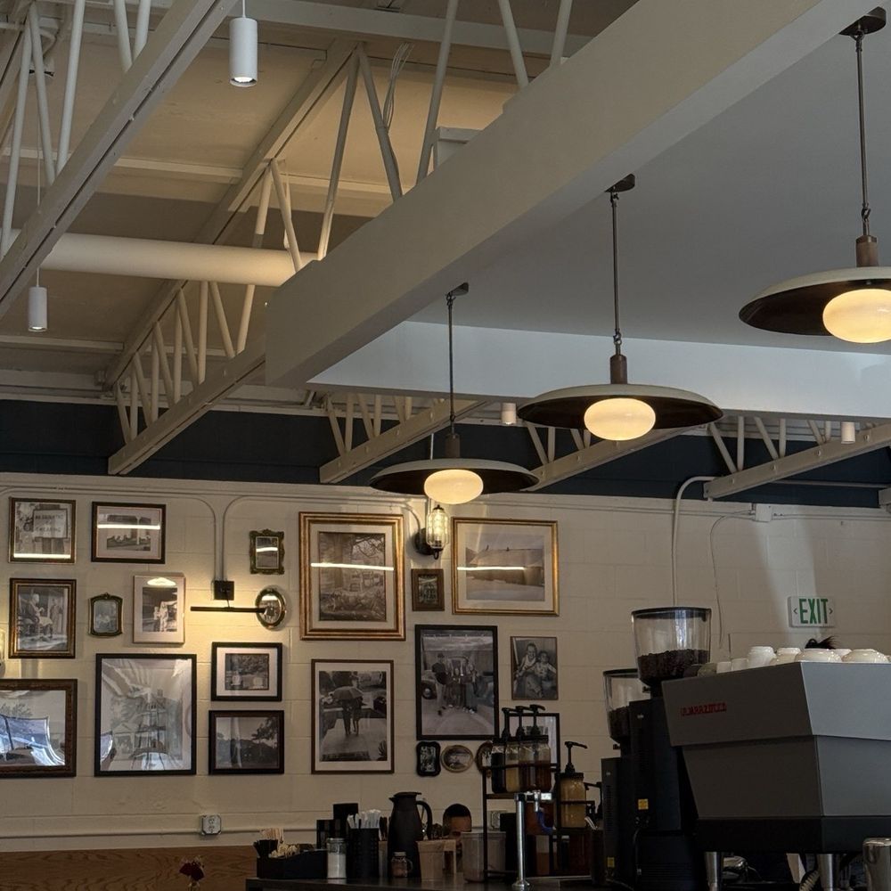 Porch Coffee - Inside - Coffee & Tea Near Me - Lehi, Utah Porch Coffee - Inside - Coffee & Tea Near Me - Lehi, Utah