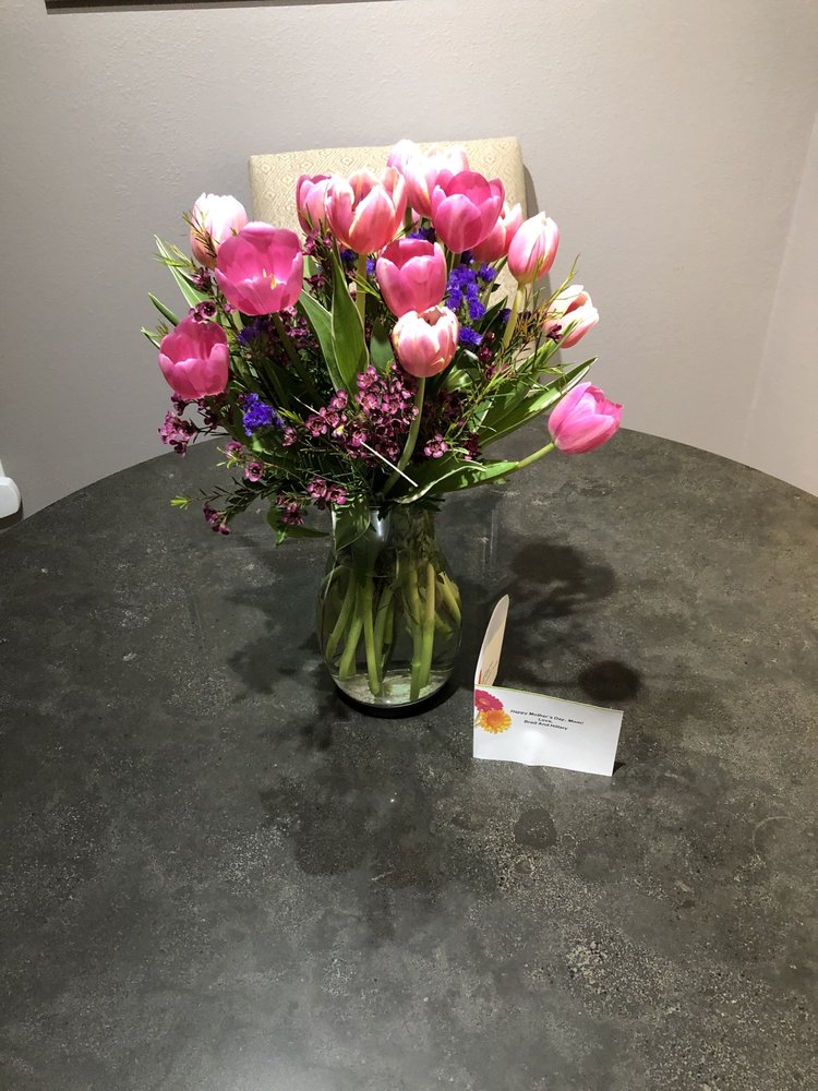 THE JILLTED FLORIST 72 Photos & 22 Reviews Florists 1425 S Ft