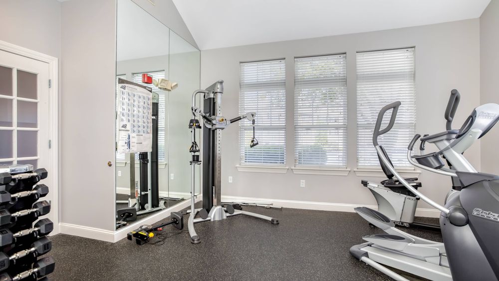 SAUNDERS CROSSING 26 Photos 11 Diamond St, Lawrence, Massachusetts