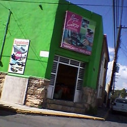 Pepe Garza Zapatería
