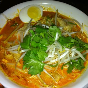 SriPraPhai Thai Restaurant - Curry with Pork, Egg & Noodles - Thai Near Me - Woodside, New York SriPraPhai Thai Restaurant - Curry with Pork, Egg & Noodles - Thai Near Me - Woodside, New York