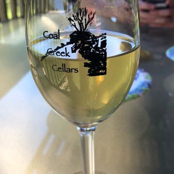 Coal Creek Cellars Winery - Wineries Near Me - Crawfordsville, Indiana