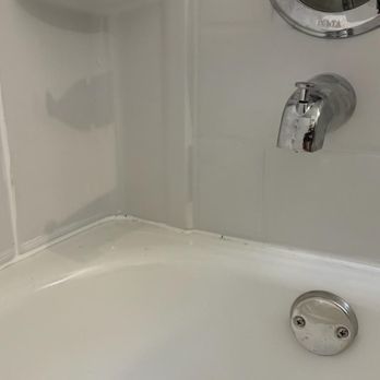 Nate's Extreme Handyman Services - The caulking says enough - Handyman Near Me