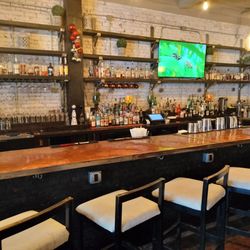 Eatery - Full bar