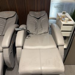 XpresSpa - Lounge 2
