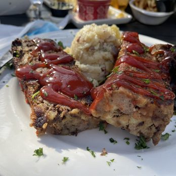 Juniper on Main - Mae Maes Meatloaf - Southern Near Me - Carmel, Indiana