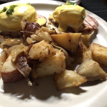 Devil's Alley Bar & Grill - Eggs benny - New American Near Me - Philadelphia, Pennsylvania Devil's Alley Bar & Grill - Eggs benny - New American Near Me - Philadelphia, Pennsylvania