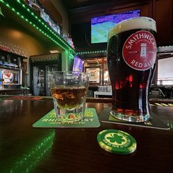 Mavis Winkles Irish Pub