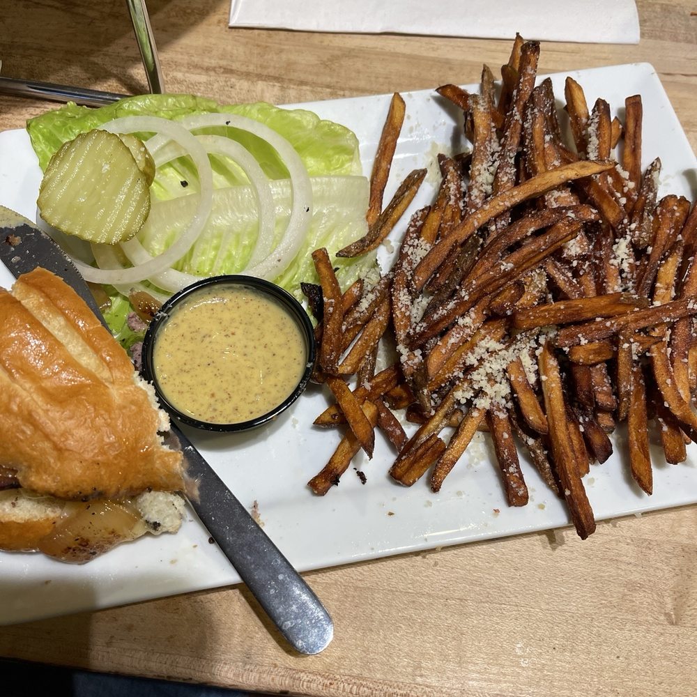 Crowbar & Grill - Raven burger - Burgers Near Me - Laramie, Wyoming