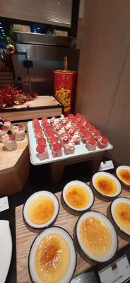 Oscar's @ Conrad Singapore Marina Bay by null