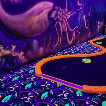 FatCats - Gilbert - Mini golf 9 holes - Cinema Near Me - Gilbert, Arizona