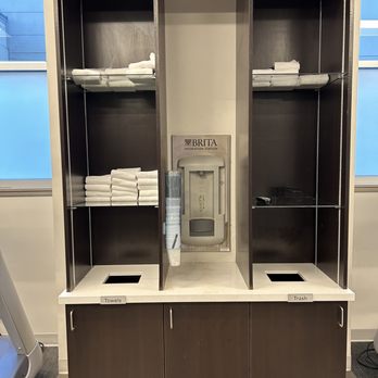 SpringHill Suites by Marriott Indianapolis Downtown - Water station, wipes to clean gym equipment, towels - Hotels Near Me - Indianapolis, Indiana SpringHill Suites by Marriott Indianapolis Downtown - Water station, wipes to clean gym equipment, towels - Hotels Near Me - Indianapolis, Indiana