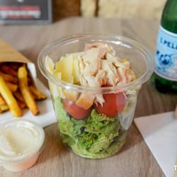 Le Comptoir du Poulet - Salade caesar et ses frites