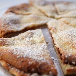 The Good Pizza - Chocolate Pizza is simply the best