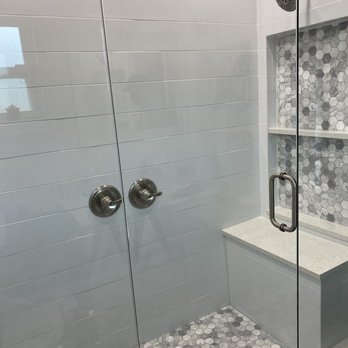 Breeze Glass - Glass & Mirrors Near Me - St. Petersburg, Florida Breeze Glass - Glass & Mirrors Near Me - St. Petersburg, Florida