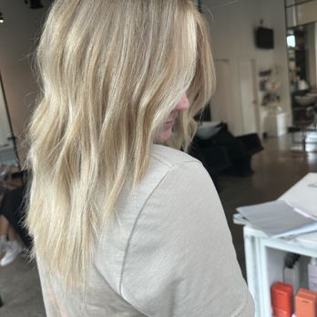 No Label Studio - Hair Salons Near Me - Zionsville, Indiana No Label Studio - Hair Salons Near Me - Zionsville, Indiana