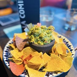 Cantina Norte - Chips and guacamole