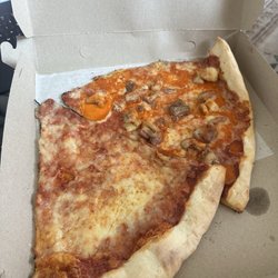Pizza Haven - Buffalo chicken pizza
