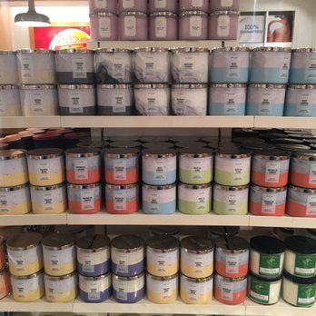 Bath & Body Works - 50% off candles - Cosmetics & Beauty Supply Near Me - Gretna, Louisiana