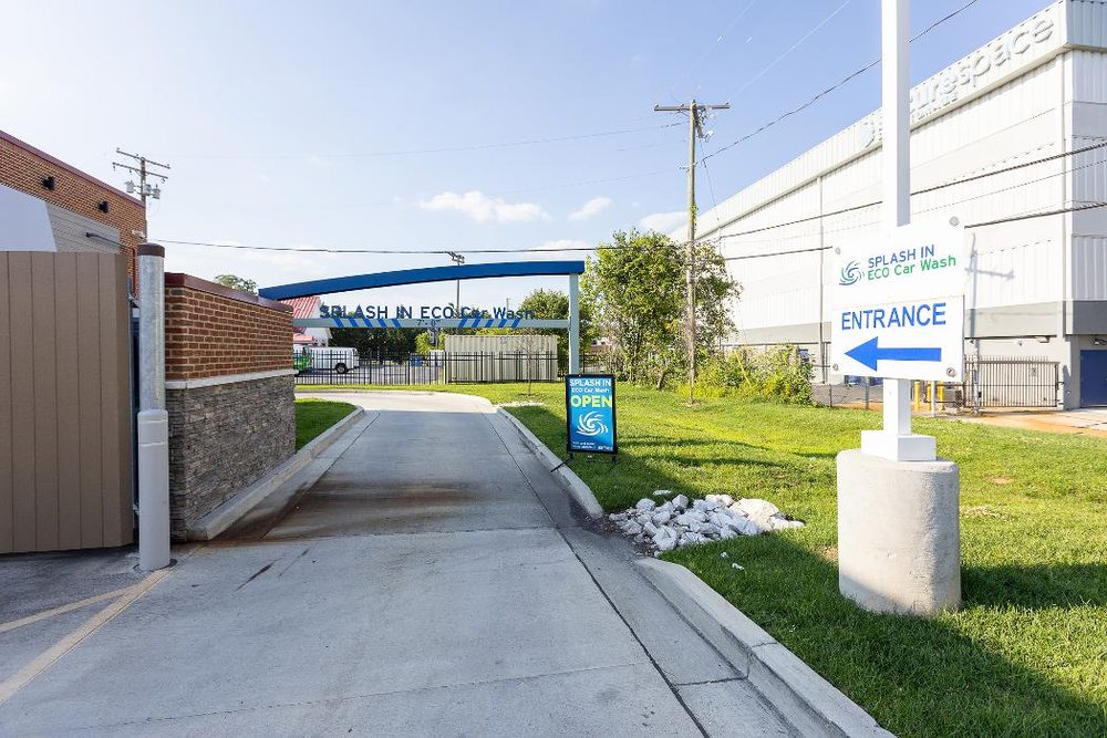 SPLASH IN Updated June 2024 16 Photos 10000 Greenbelt Rd, Lanham