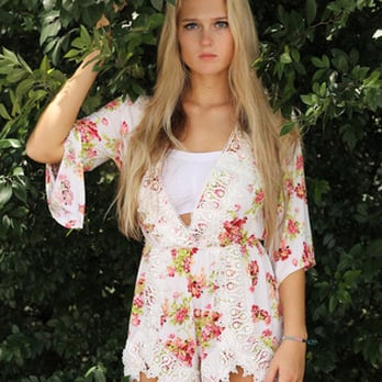 Nadia's Boutique - Women's Clothing Near Me - McDonough, Georgia Nadia's Boutique - Women's Clothing Near Me - McDonough, Georgia