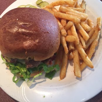 Juke Box Diner - Annandale - Bacon Cheddar Burger - Diners Near Me - Annandale, Virginia