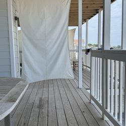 Sound View Greenport - Tarp separating balconies