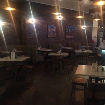 Memphis Pizza Cafe - Interior - Pizza Near Me - Memphis, Tennessee