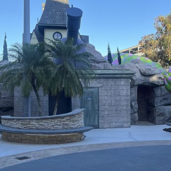 Hollywood Drive In Golf - Mini Golf Near Me - Orlando, Florida