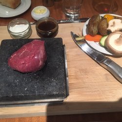 Pierre de Feu - You cook your own steak with this stone plate