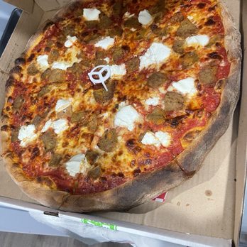 Cafe Vincenzo's - 18" Meatball Pizza - Pizza Near Me - Myrtle Beach, South Carolina