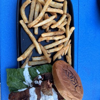 D.C. Cobb's - Popeye burger - Burgers Near Me - East Dundee, Illinois