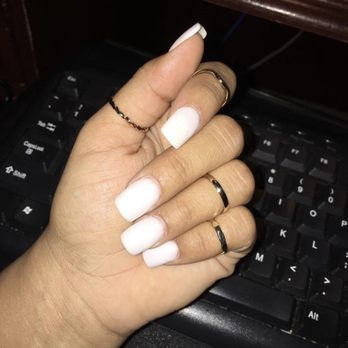 Red Nails - Nail Salons Near Me - Waxahachie, Texas