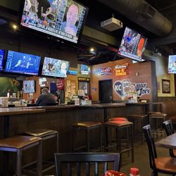 Ugly Joe's Bar & Grill