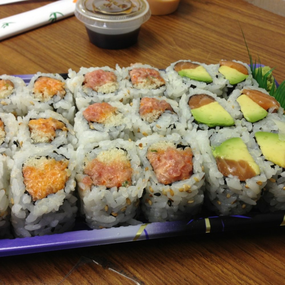 Toyo Japanese Restaurant - 3 roll lunch special -- spicy salmon, spicy tuna, and salmon/avocado roll. - Japanese Near Me - Baldwin, New York Toyo Japanese Restaurant - 3 roll lunch special -- spicy salmon, spicy tuna, and salmon/avocado roll. - Japanese Near Me - Baldwin, New York