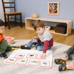 Guidepost Montessori at West Loop