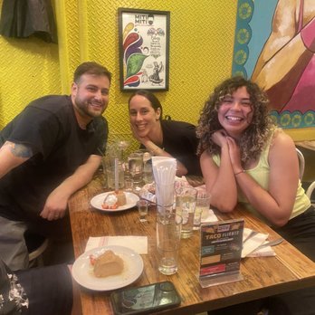 Miti Miti - Latin American Near Me - Brooklyn, New York