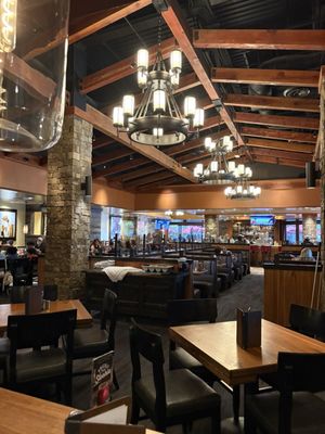 Lazy Dog Restaurant & Bar by null