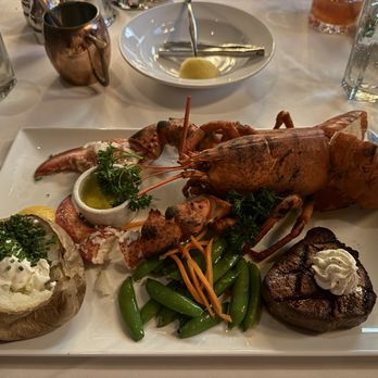 Harris' Restaurant - Surf and turf - Steakhouses Near Me - San Francisco, California