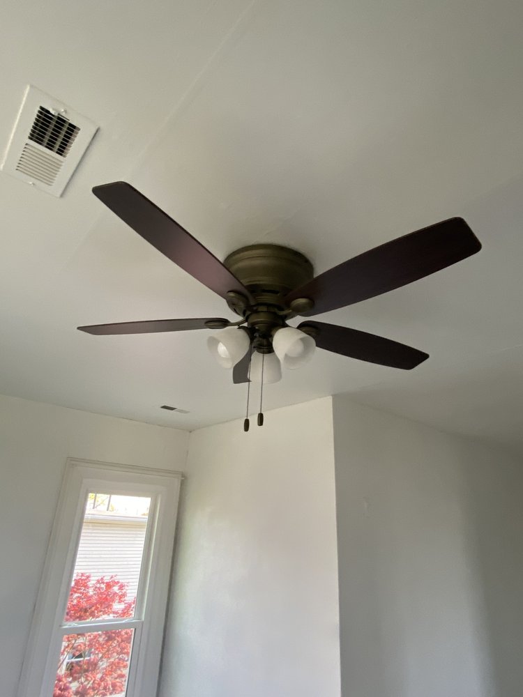 Slide of Thompson Plumbing and HVAC Services